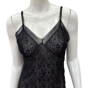 Vintage 1940’s Black Lace Slip/Chemise Elizabeth Gordon Of Canada, Small